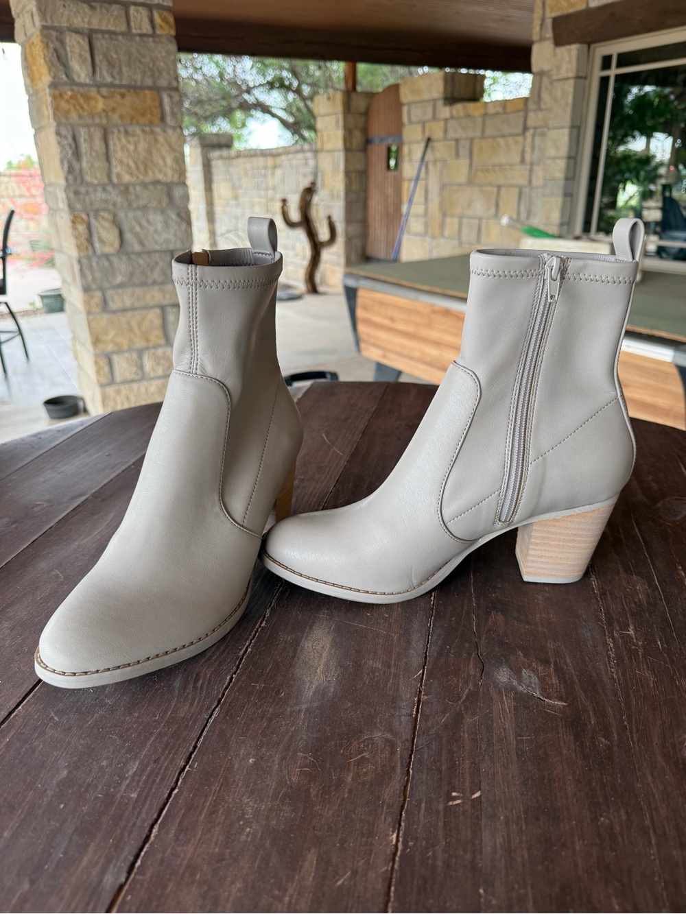Dolce Vita Light Gray Leather Ankle Booties with Stacked Heel